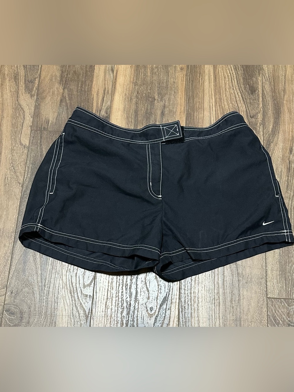 Vintage Nike Women’s Board Shorts L (12-14) Black Tennis Swim Zipper 3” Inseam